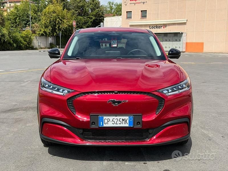 Occasion Ford Mustang Mach-E Standard Range 197 kW (269 PK) 2023 Rood SUV