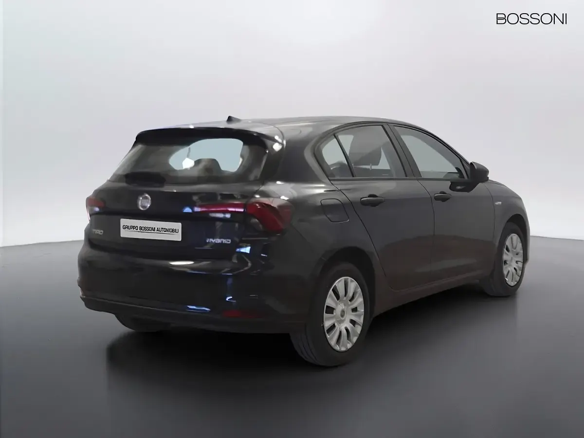 Usata Fiat Tipo 130 CV (95 kW) 2024 Berlina