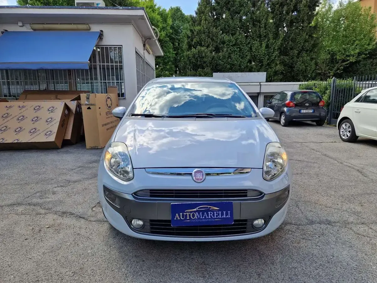Brugt Fiat Punto Evo Dynamic 77 HK (56 kW) 2011 Grå Hatchback