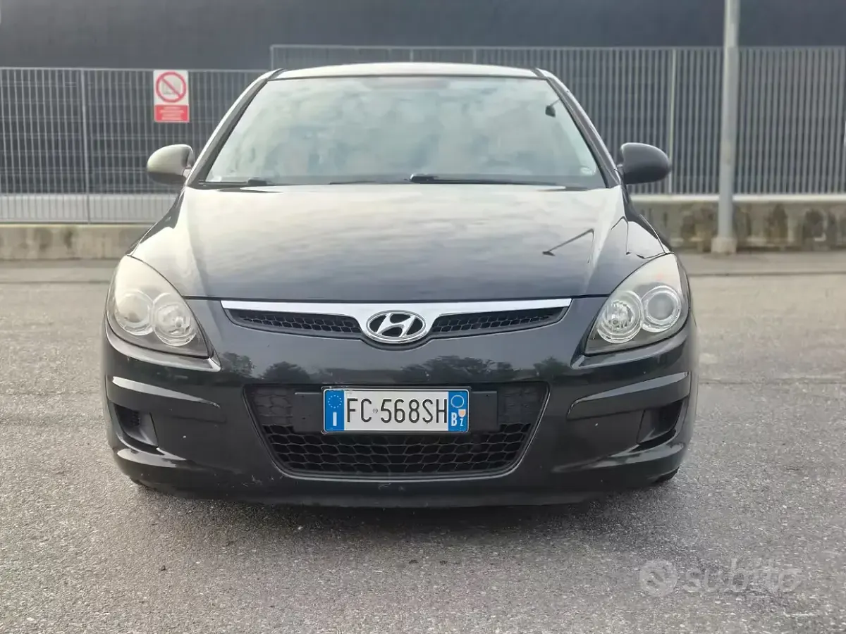 Usata Hyundai i30 90 CV (66 kW) 2009 Nero Berlina