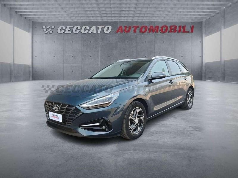 Blu Usata 2023 Hyundai i30 Prime Station wagon | 15.105 € (Buon prezzo) - Immagine 1/4