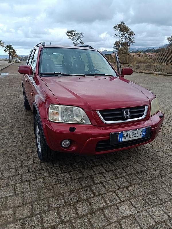 Usata Honda CR-V 150 CV (110 kW) 2001 Rosso SUV