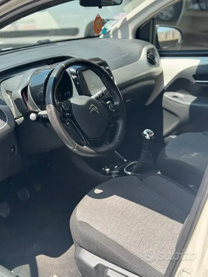 Usata Citroën C1 Shine 69 CV (50 kW) 2017 Bianco Utilitaria