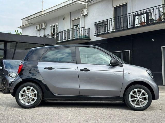 Usata Smart ForFour 71 CV (52 kW) 2018 Antracite Utilitaria