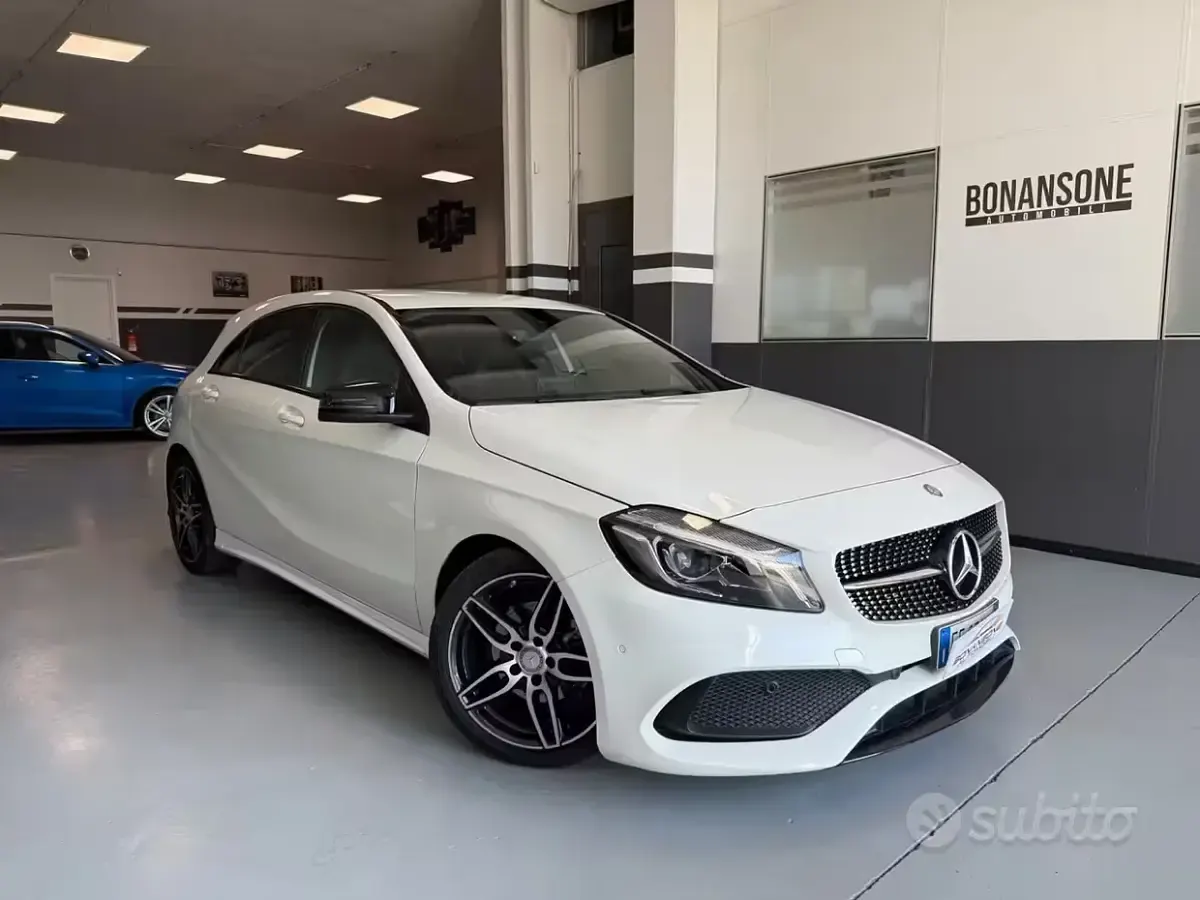 Usata Mercedes A180 Premium 122 CV (89 kW) 2016 Bianco Utilitaria