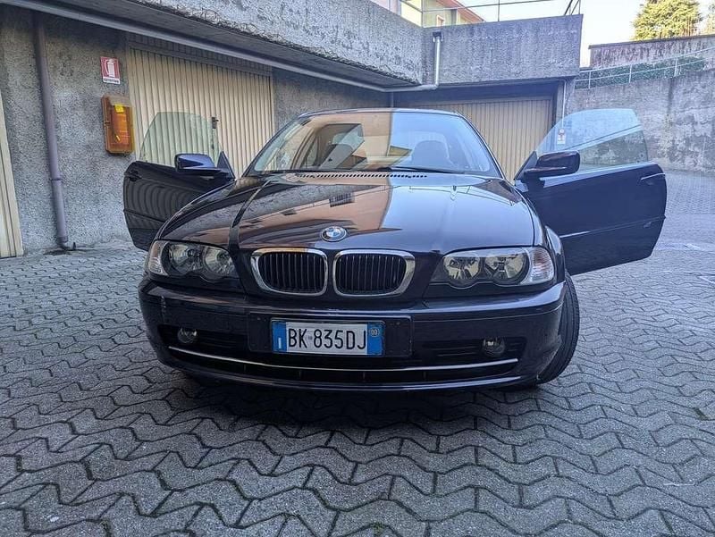 Usata BMW 318 Efficient Dynamics 118 CV (86 kW) 2000 Coupé
