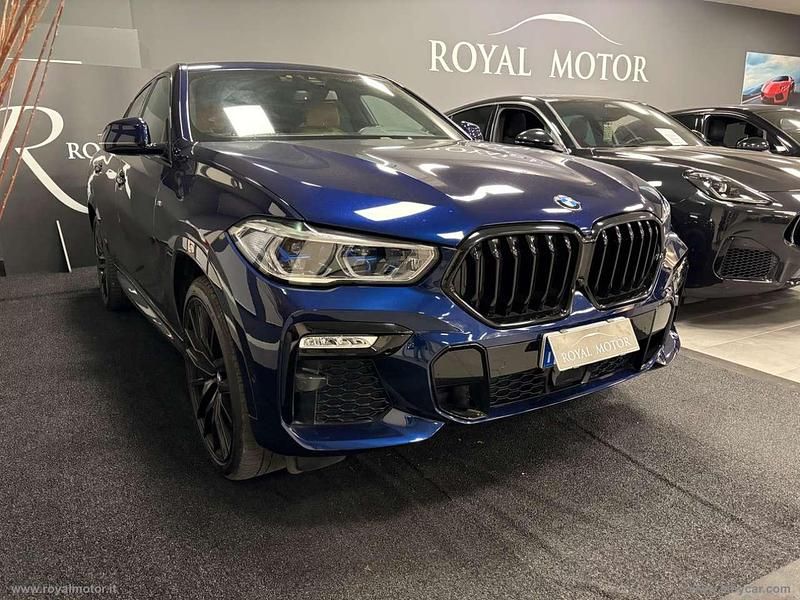 Usata BMW X6 M Sport 286 CV (210 kW) 2021 Blu/azzurro SUV