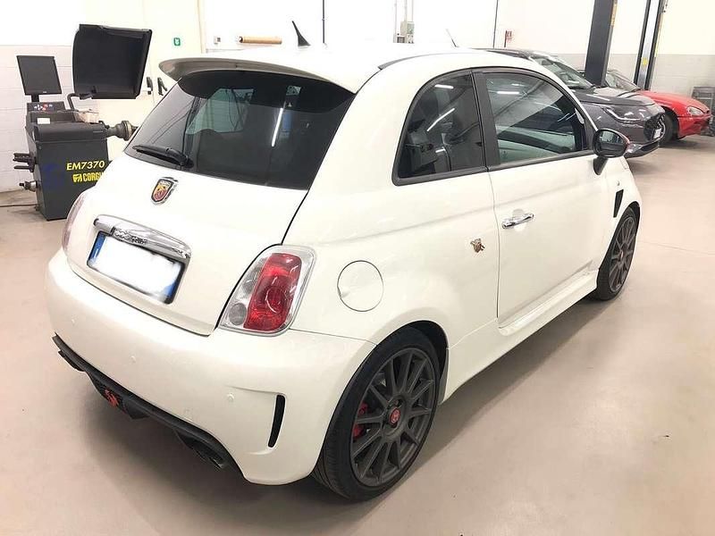 Usata Abarth 500 135 CV (99 kW) 2010 Bianco Utilitaria
