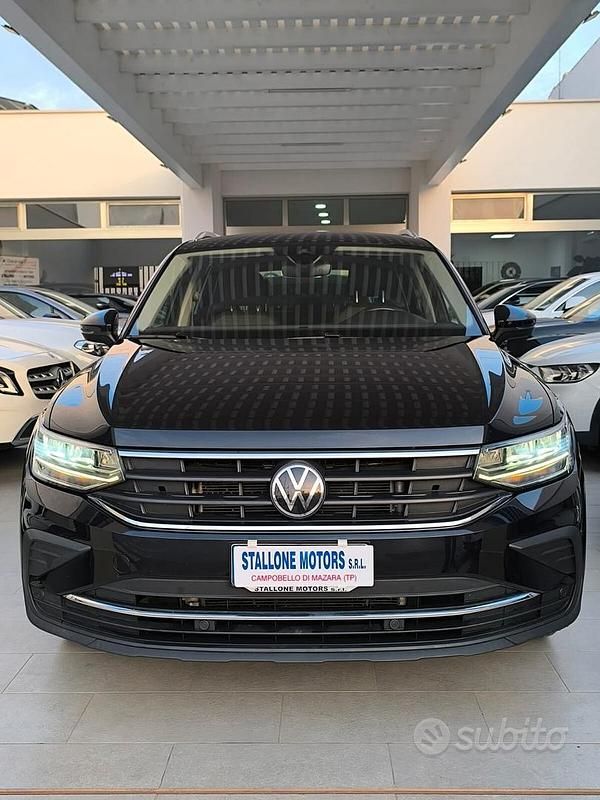 Usata VW Tiguan Life 150 CV (110 kW) 2022 Nero SUV