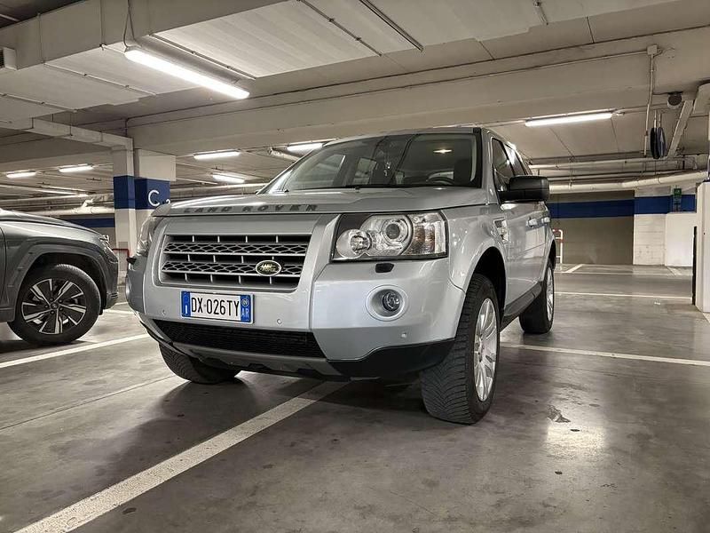 Usata Land Rover Freelander 2 HSE 160 CV (117 kW) 2009 Argento SUV