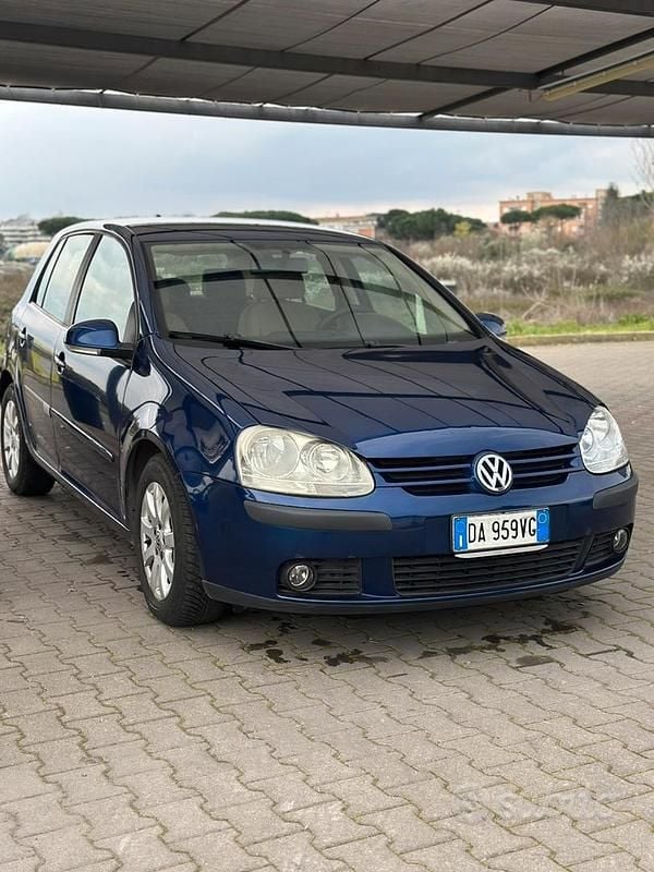 Usata VW Golf V 2007 Blu Berlina