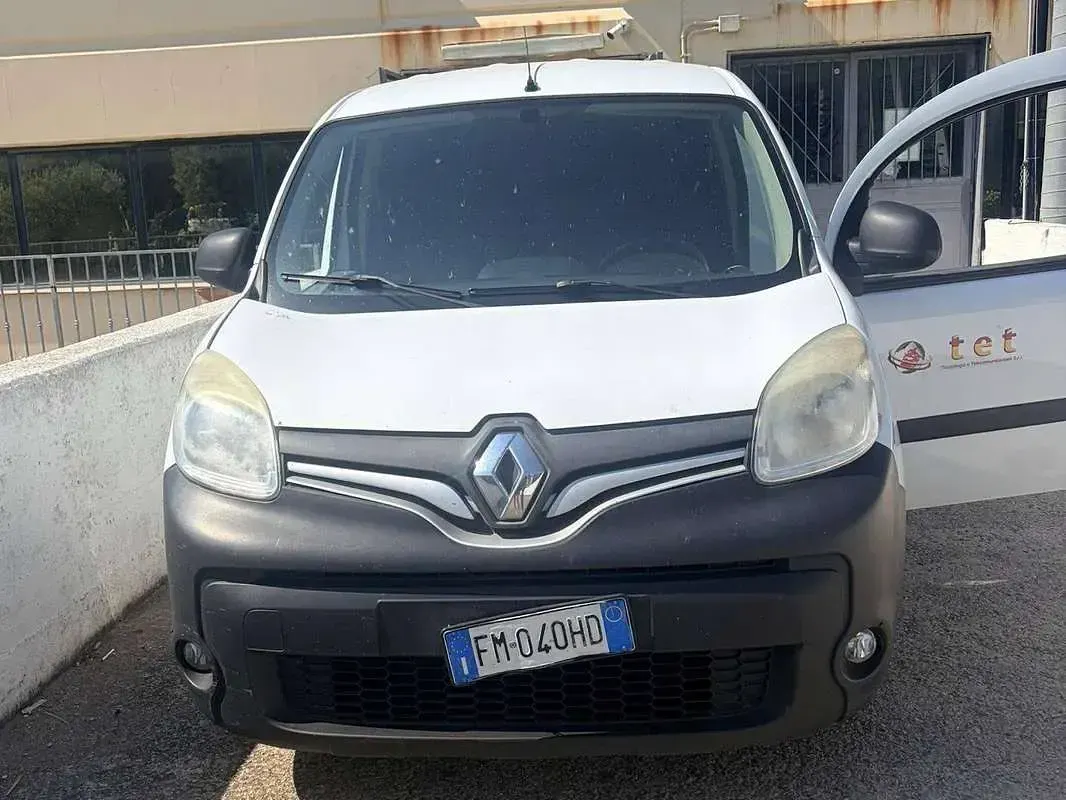 Usata Renault Kangoo 64 CV (47 kW) 2017 Bianco Monovolume
