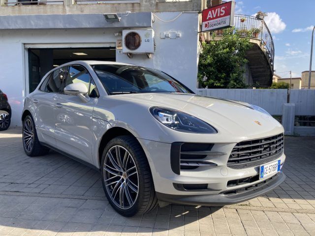 Usata Porsche Macan 245 CV (180 kW) 2021 Bianco pastello SUV