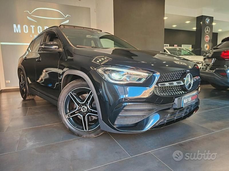 Usata Mercedes GLA180 Premium 116 CV (85 kW) 2021 Nero SUV