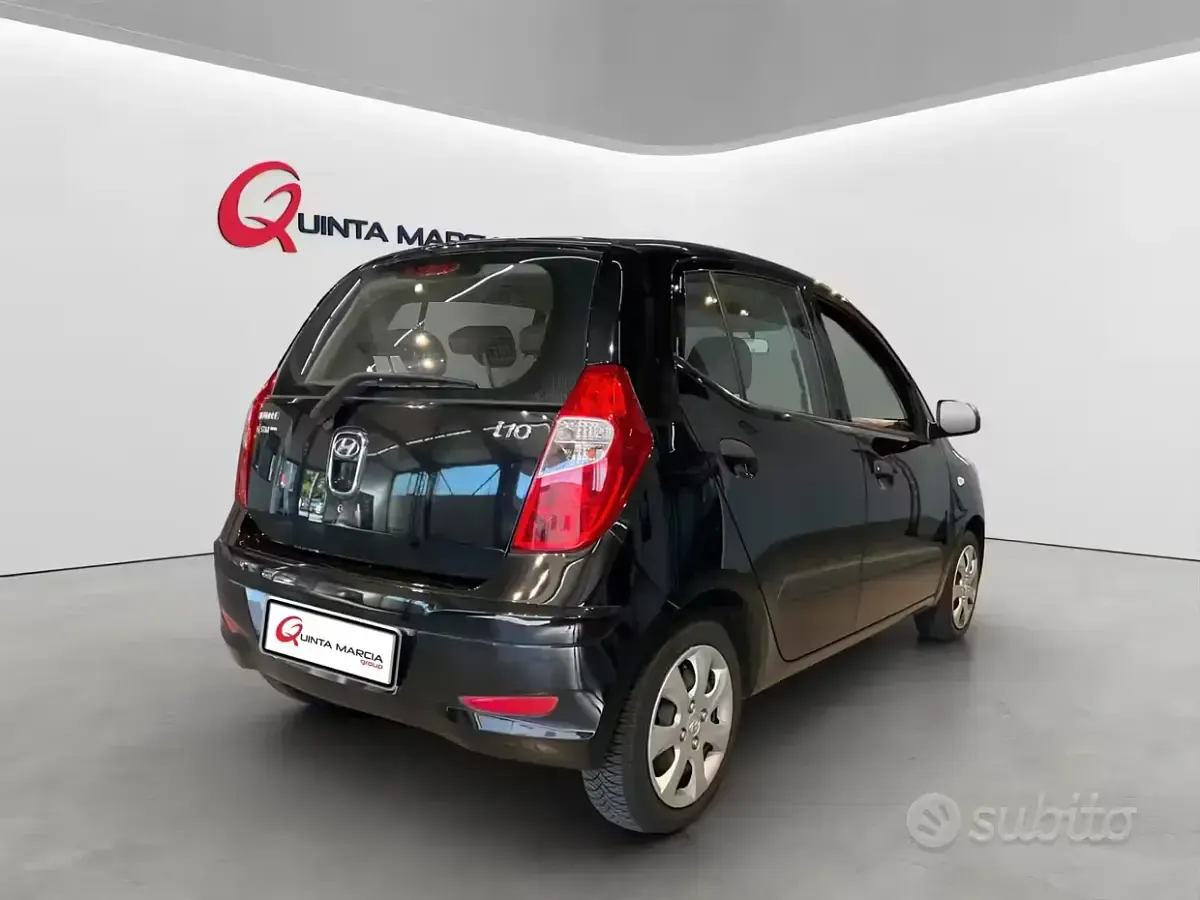 Usata Hyundai i10 Edition 69 CV (50 kW) 2013 Nero Utilitaria
