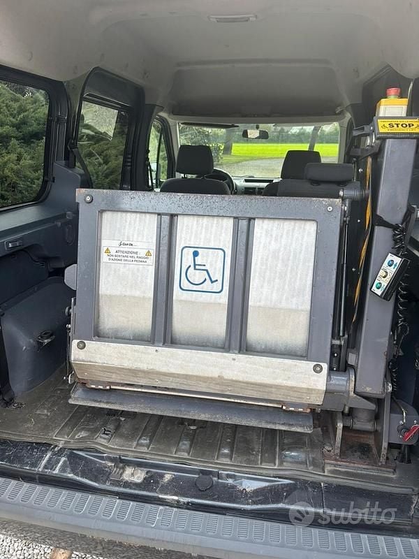 Begagnad Ford Courier 2008