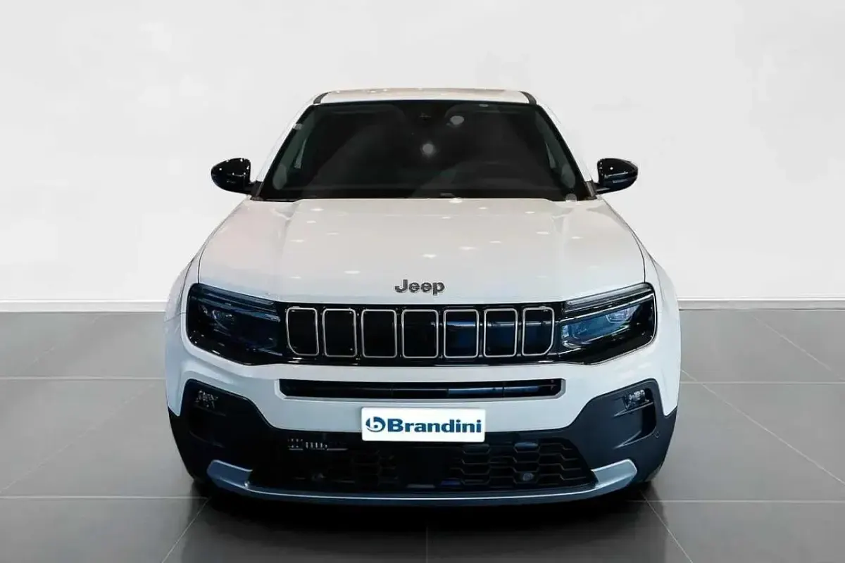 Nuova Jeep Avenger Summit 101 CV (74 kW) 2026 Snow SUV