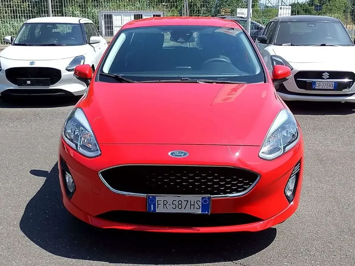 Usata Ford Fiesta 86 CV (63 kW) 2018 Rosso Utilitaria