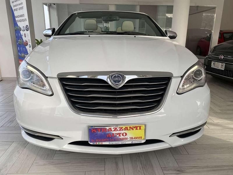 Bianco Usata 2013 Lancia Flavia Platinum Cabrio | 14.499 € - Immagine 1/4