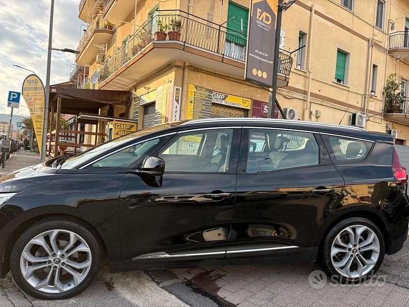 Usata Renault Grand Scénic IV 130 CV (95 kW) 2018 Nero Monovolume
