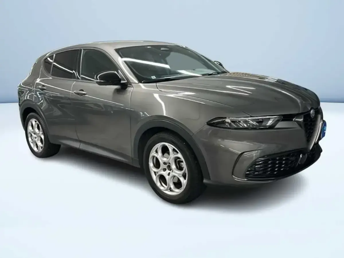 Usata Alfa Romeo Tonale Sprint 131 CV (96 kW) 2023 Grigio SUV