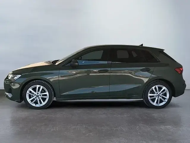 Usata Audi A3 Advanced 150 CV (110 kW) 2025 Verde Berlina