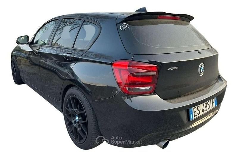 Usata BMW 118 Sport Line 143 CV (105 kW) 2013 Nero Utilitaria