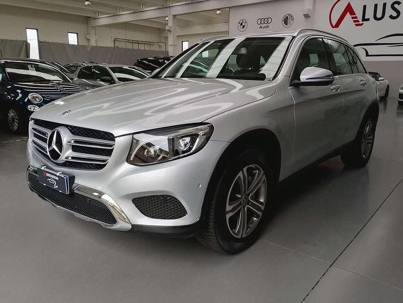 Usata Mercedes GLC250 204 CV (150 kW) 2018 Argento SUV