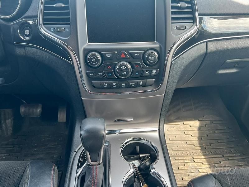 Usata Jeep Grand Cherokee Trailhawk 250 CV (183 kW) 2018 SUV