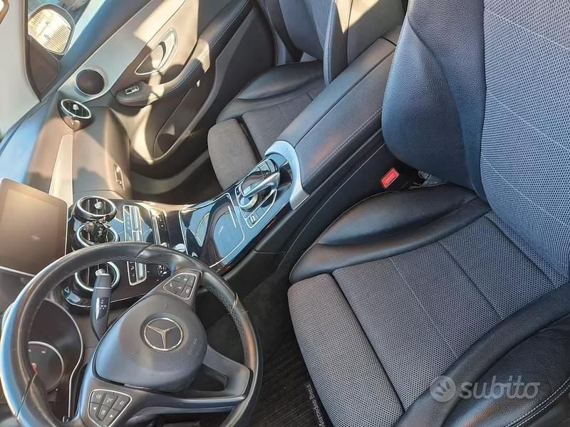 Usata Mercedes C250 Executive 203 CV (149 kW) 2016 Grigio Station wagon