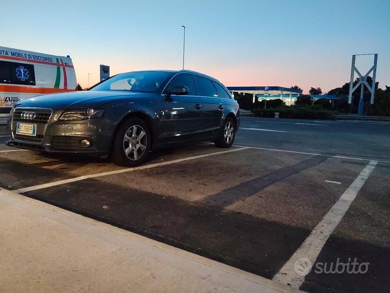 Usata 2010 Audi A4 Station wagon | 4500 € (Molto cara) - Immagine 1/4