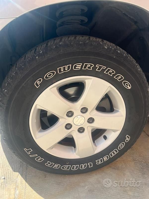 Usata Suzuki Vitara 129 CV (94 kW) 2016 Grigio SUV