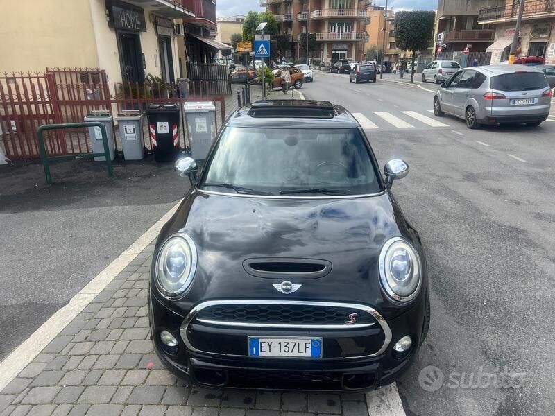 Usata Mini Cooper SD Business 170 CV (125 kW) 2015 Nero Utilitaria
