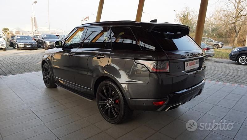Usata Land Rover Range Rover Sport 351 CV (258 kW) 2021 Grigio scuro SUV