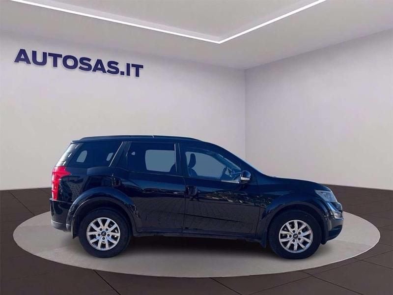 Usata Mahindra XUV500 140 CV (102 kW) 2019 Nero SUV