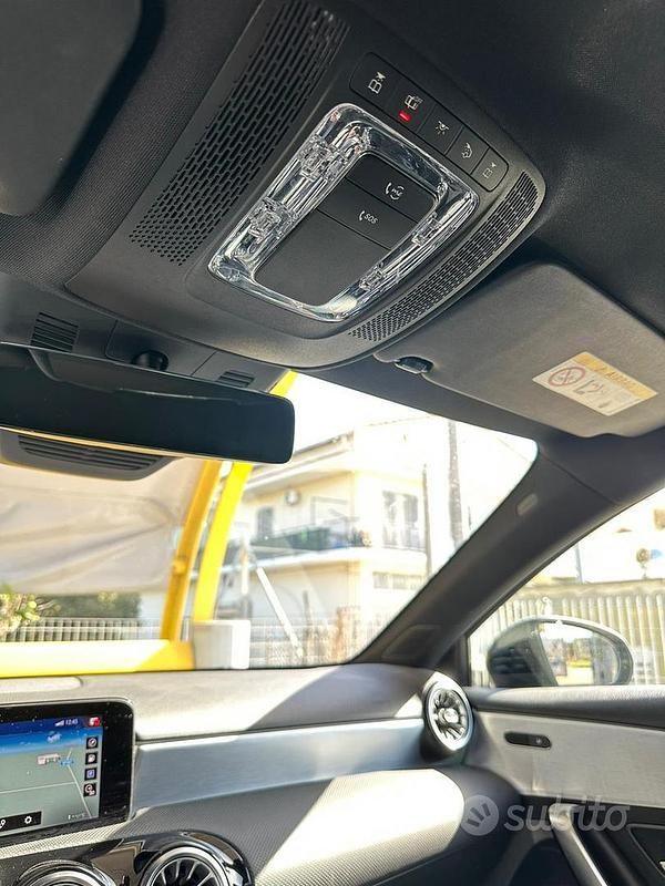 Usata Mercedes A180 Premium 116 CV (85 kW) 2021 Blu/azzurro Berlina