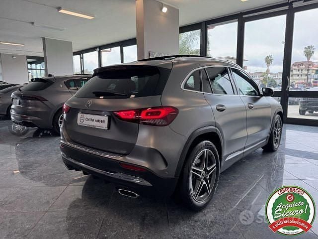 Usata Mercedes GLA200 Premium 150 CV (110 kW) 2021 Mountain grey designo SUV