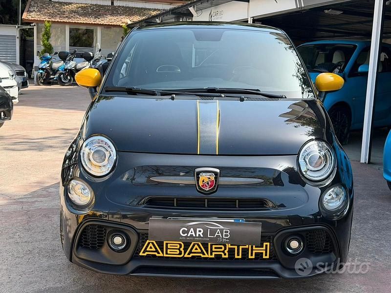 Usata Abarth 695 180 CV (132 kW) 2024 Nero Utilitaria