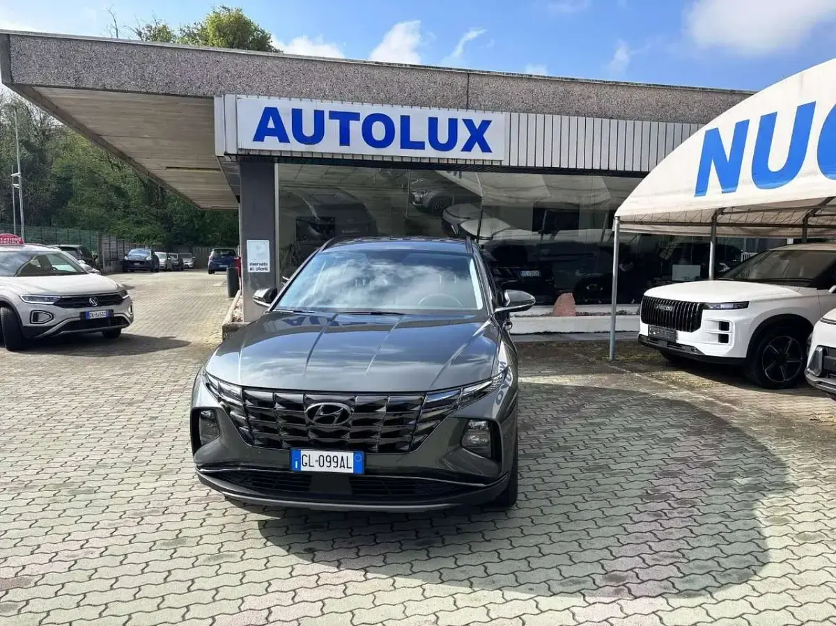 Usata Hyundai Tucson 179 CV (131 kW) 2022 Amazon grey met. SUV