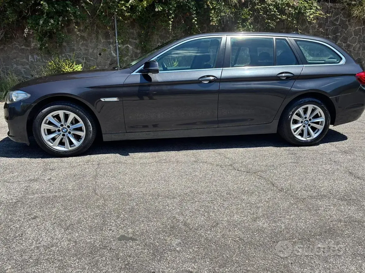 Usata BMW 525 218 CV (160 kW) 2015 Bluazzurro Station wagon