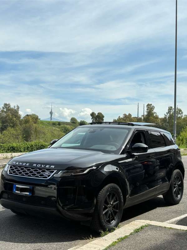 Usata 2022 Land Rover Range Rover evoque SE SUV | 30.000 € (Super prezzo) - Immagine 1/4