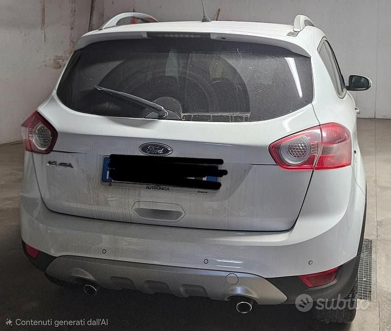 Usata Ford Kuga 163 CV (119 kW) 2011 Bianco SUV