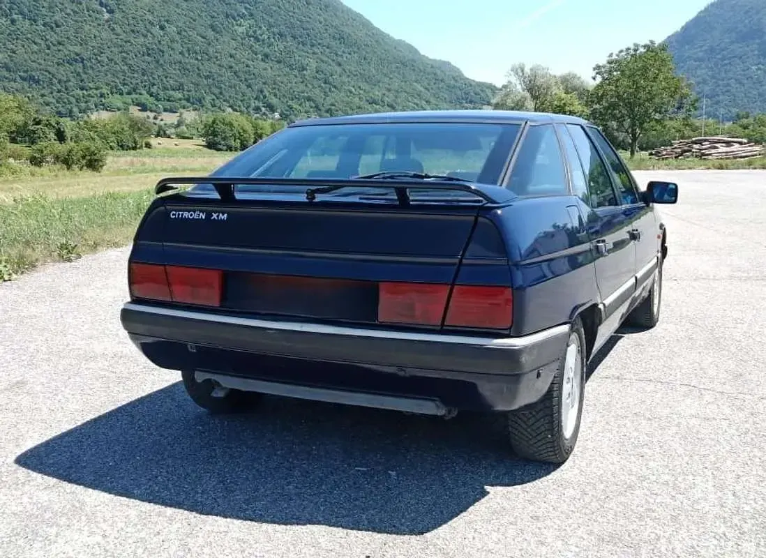 Usata Citroën XM 121 CV (88 kW) 1992 Blu/azzurro Berlina