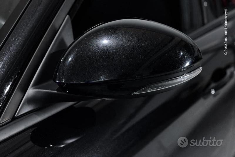 Begagnad Alfa Romeo Giulia Sprint 190 HK (139 kW) 2022 Svart Sedan