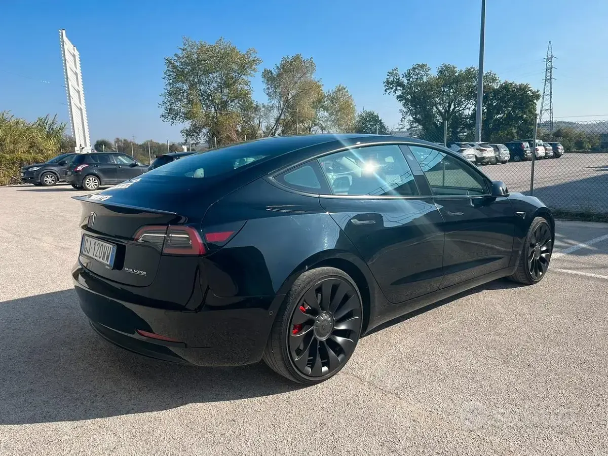 Occasion Tesla Model 3 Performance 155 kW (211 ch) 2022 Noir Berline