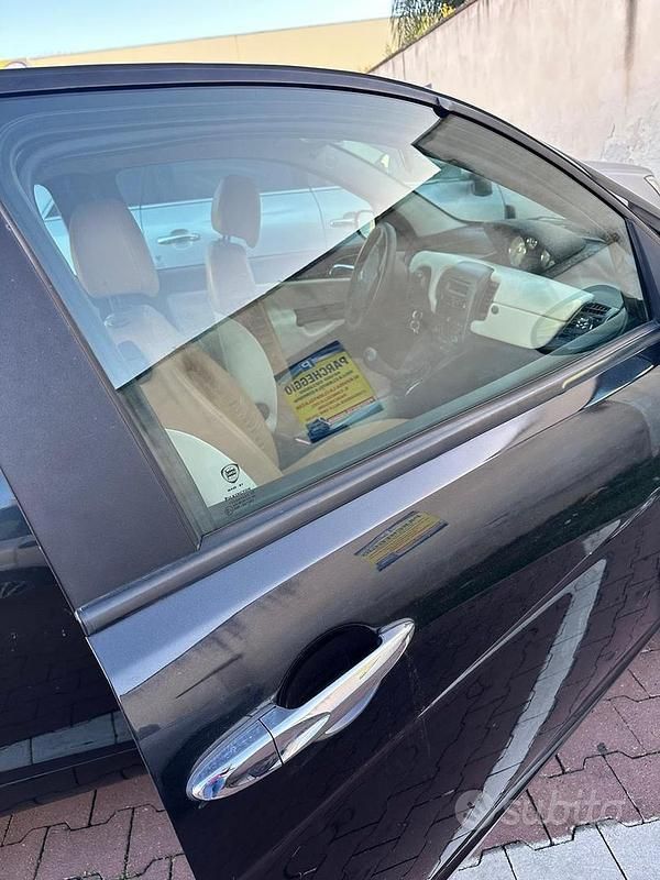 Usata Lancia Ypsilon 69 CV (50 kW) 2005 Utilitaria