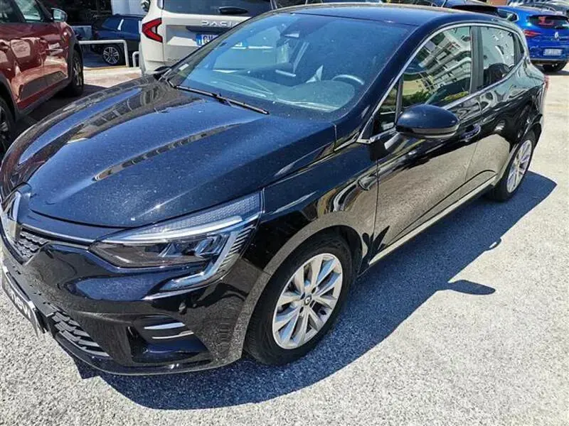 Usata Renault Clio Intens 140 CV (102 kW) 2021 Nero Utilitaria