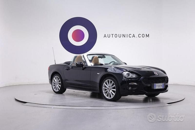 Usata Fiat 124 Spider Lusso 140 CV (102 kW) 2018 Grigio Cabrio