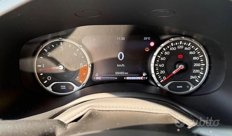 Usata Jeep Renegade Limited 130 CV (95 kW) 2022 Grigio SUV