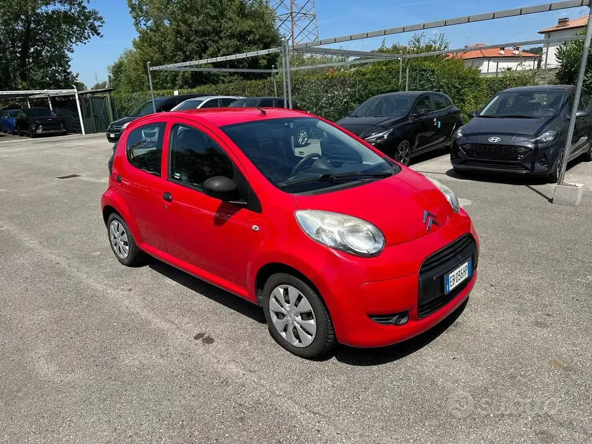 Usata Citroën C1 68 CV (50 kW) 2010 Rosso Utilitaria